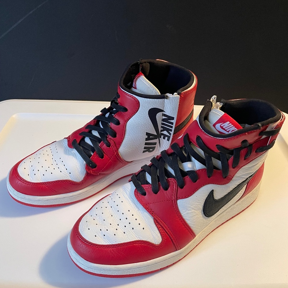 Ladies Jordan Air 1 Rebels